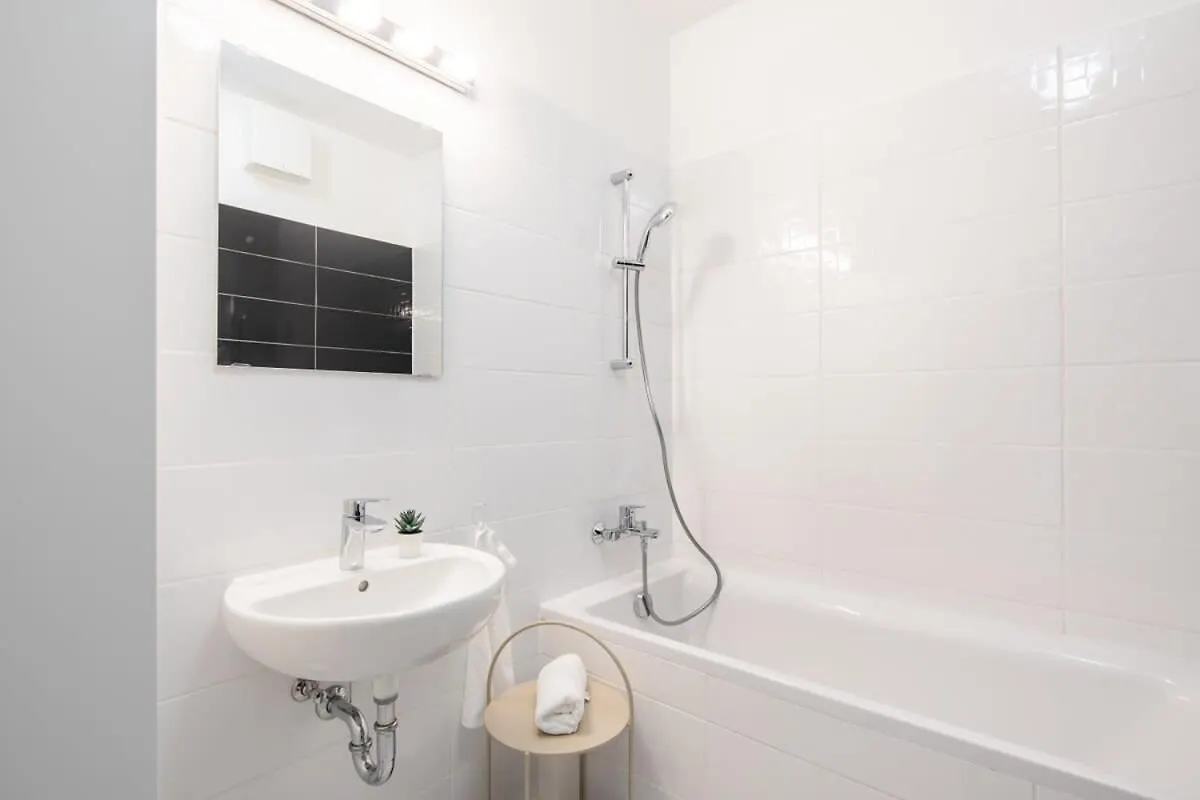 Brand New Apartment With Garage Будапешт