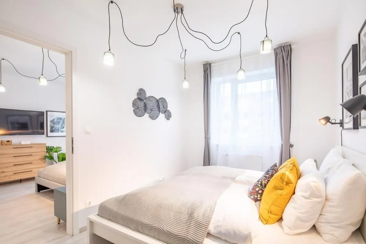 Brand New Apartment With Garage Будапешт