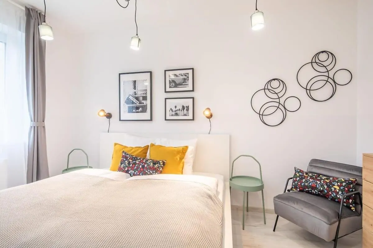 Brand New Apartment With Garage Будапешт 0*,