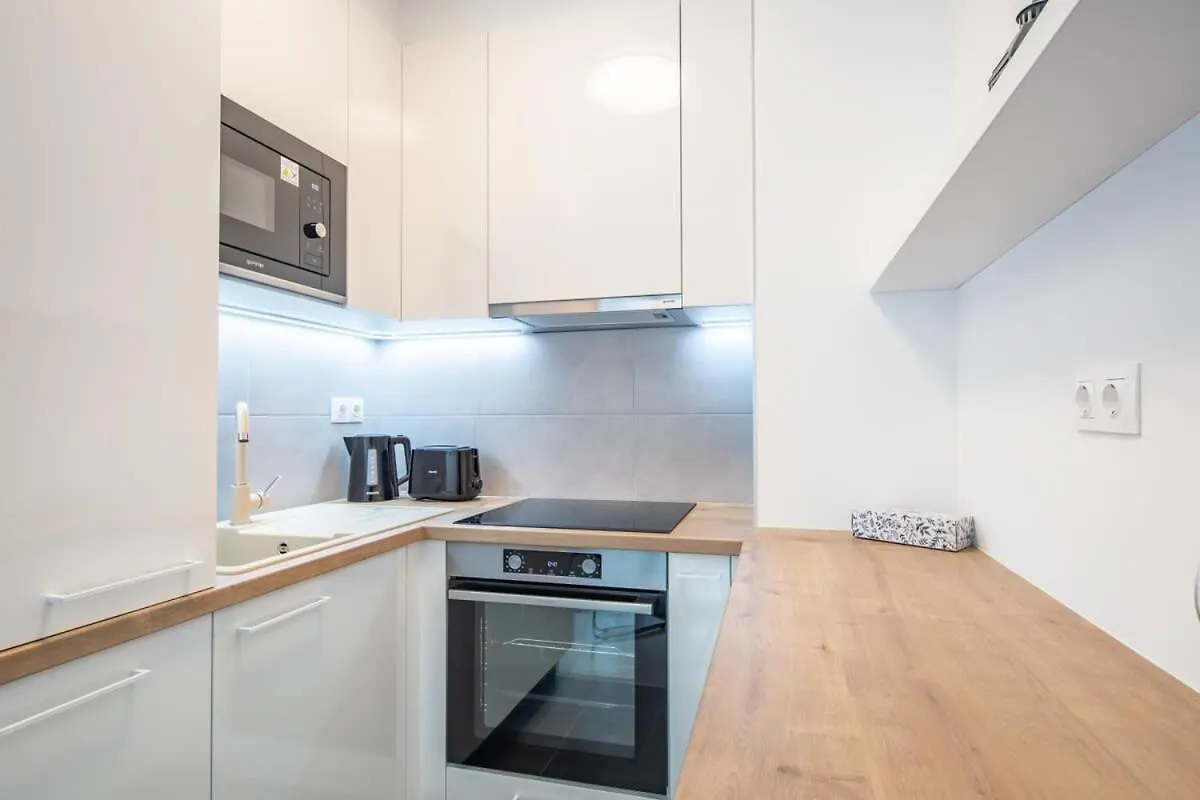 Brand New Apartment With Garage Будапешт